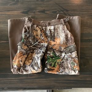 Magellan hunt gear Youth hunting pants size Medium